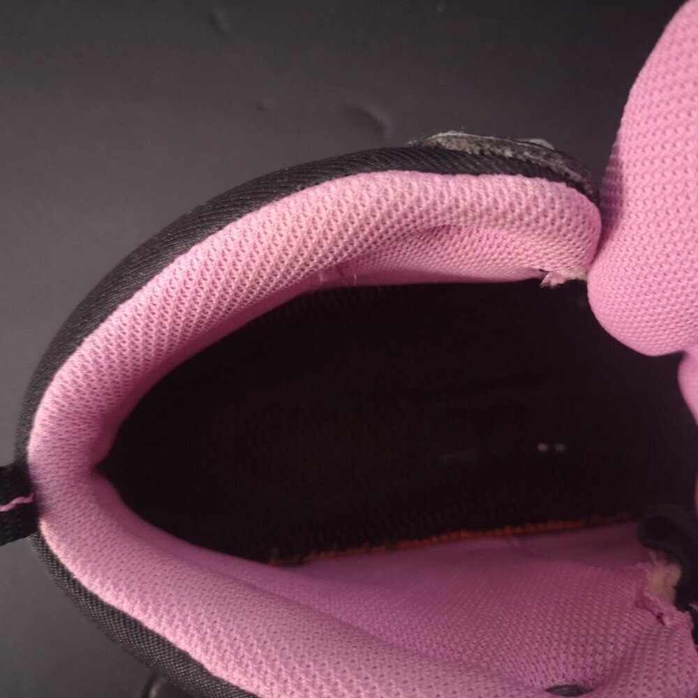 Wind River Ladies Size 8 Black w/ Pink Accents Tarantula Anti-Slip Hiking Boots - Picture 7 of 9